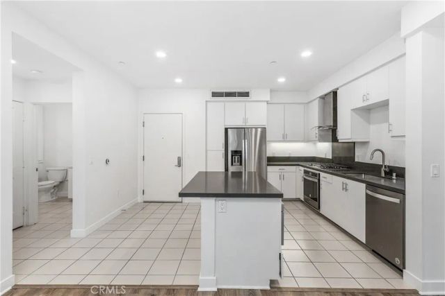 1218 Nolita, Irvine, CA 92612