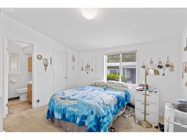 15130 S MAPLELANE Rd 33, Oregon City, OR 97045