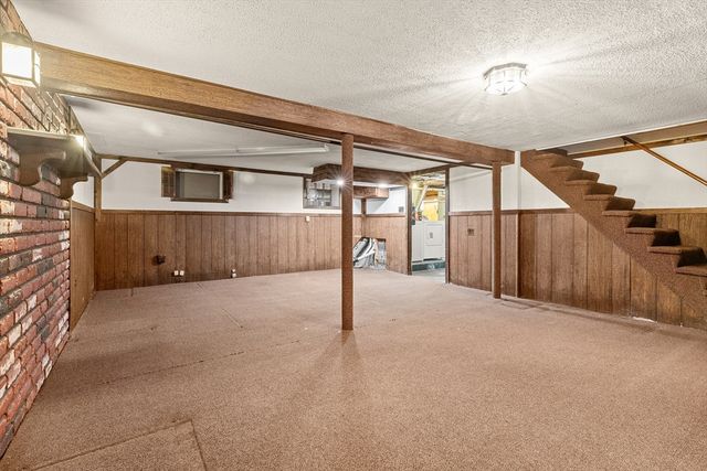 16 Breakheart Road, Saugus, MA 01906