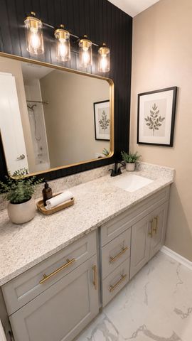 1212 Weatherford DR, Austin, TX 78753