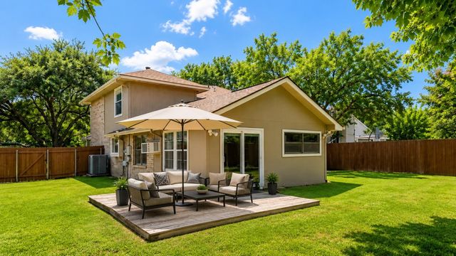 1212 Weatherford DR, Austin, TX 78753