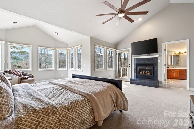 525 Blue Ridge Drive N, Marion, NC 28752