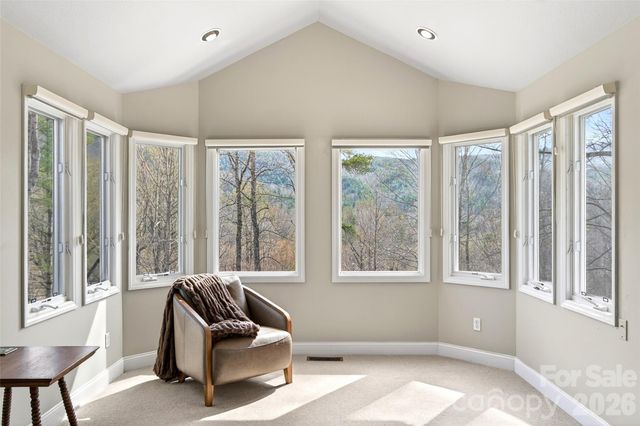 525 Blue Ridge Drive N, Marion, NC 28752