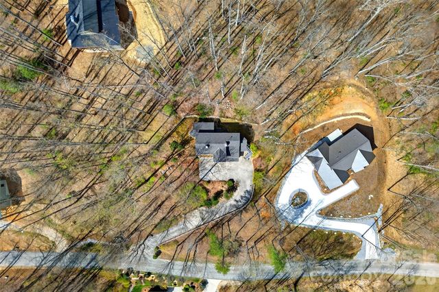 525 Blue Ridge Drive N, Marion, NC 28752