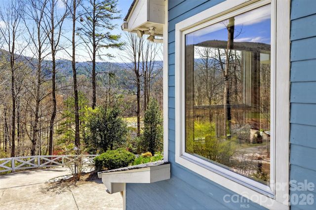 525 Blue Ridge Drive N, Marion, NC 28752