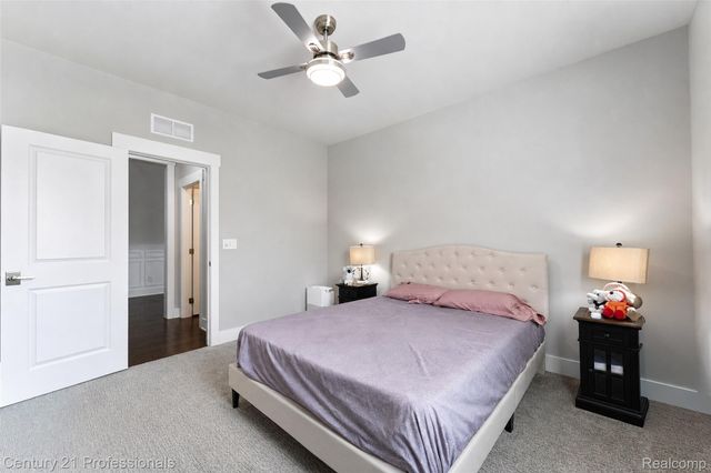 7533 Hardwood Circle, Canton Charter Township, MI 48187