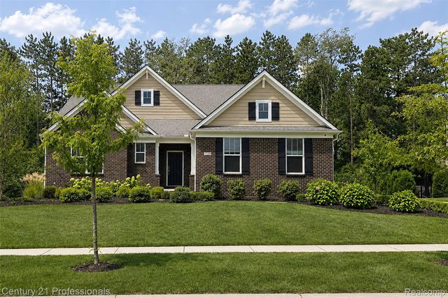 7533 Hardwood Circle, Canton Charter Township, MI 48187