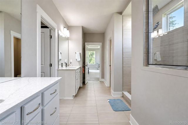 7533 Hardwood Circle, Canton Charter Township, MI 48187