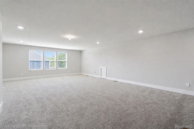 7533 Hardwood Circle, Canton Charter Township, MI 48187