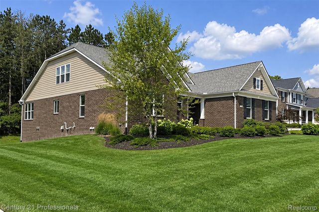 7533 Hardwood Circle, Canton Charter Township, MI 48187