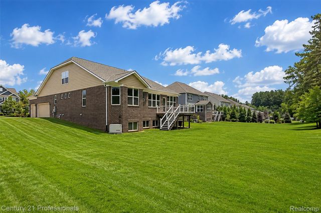 7533 Hardwood Circle, Canton Charter Township, MI 48187