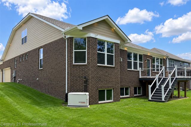 7533 Hardwood Circle, Canton Charter Township, MI 48187