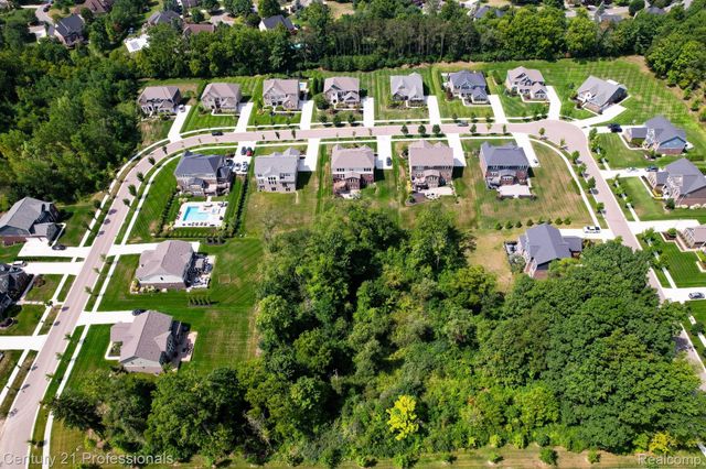 7533 Hardwood Circle, Canton Charter Township, MI 48187