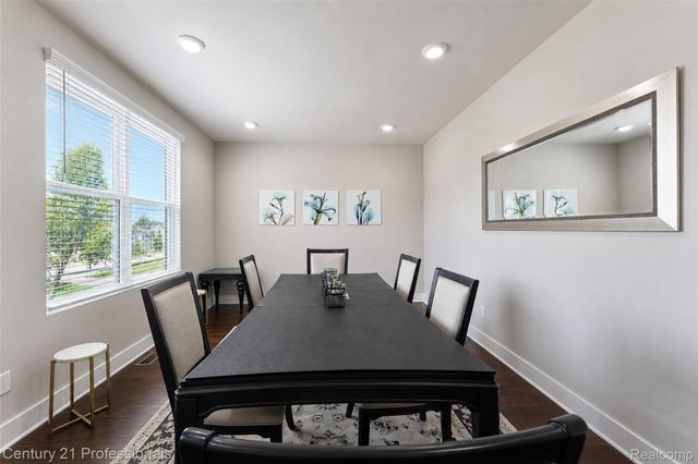 7533 Hardwood Circle, Canton Charter Township, MI 48187