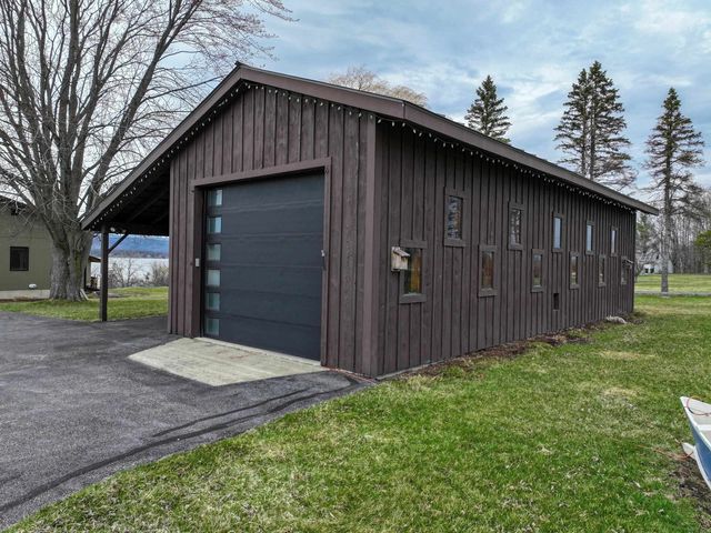 1842 Lake Street, Bridport, VT 05734