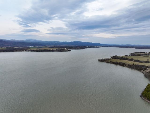 1842 Lake Street, Bridport, VT 05734
