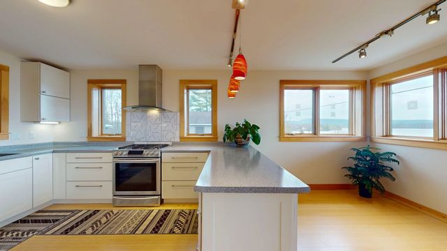 1842 Lake Street, Bridport, VT 05734