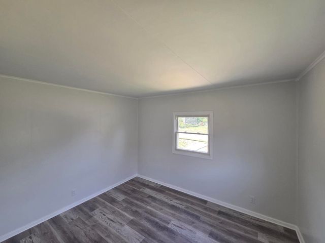 524 Amsterdam Street, Woodstock, IL 60098