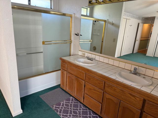 405 San Andreas Ct, Modesto, CA 95354