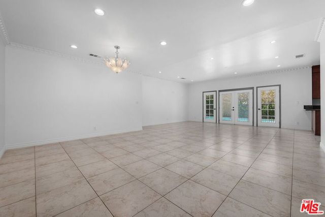 17434 Emelita Street, Encino, CA 91316