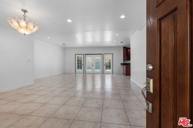 17434 Emelita Street, Encino, CA 91316