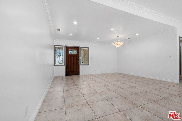 17434 Emelita Street, Encino, CA 91316