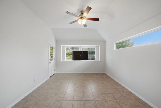 514 Nautical LOOP, Kyle, TX 78640