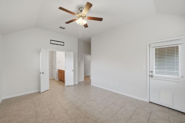 514 Nautical LOOP, Kyle, TX 78640