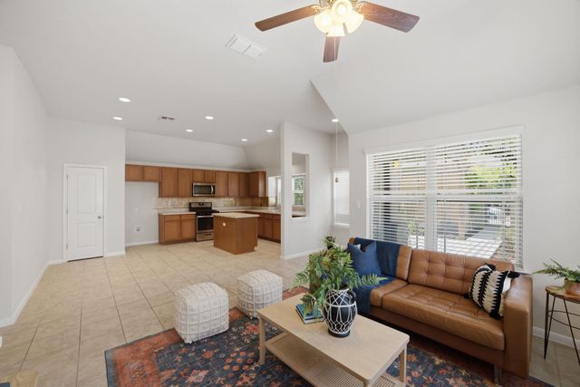 514 Nautical LOOP, Kyle, TX 78640