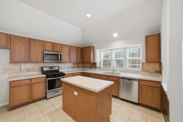 514 Nautical LOOP, Kyle, TX 78640