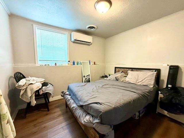 610 W 25th Street, Lawrence, KS 66046