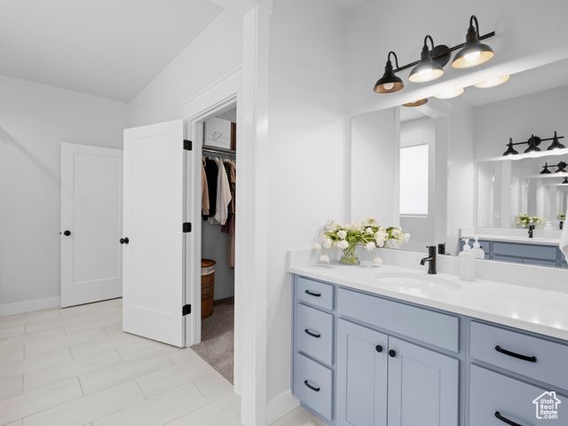 245 S SUMMER BREEZE LN, Layton, UT 84041