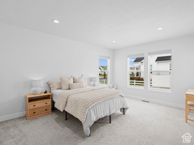 245 S SUMMER BREEZE LN, Layton, UT 84041