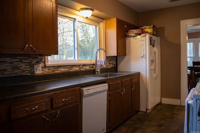 2214 Sullivan Road, Bauxite, AR 72011