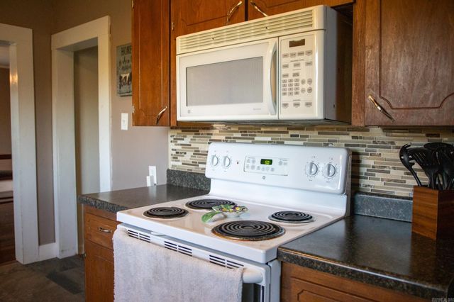 2214 Sullivan Road, Bauxite, AR 72011