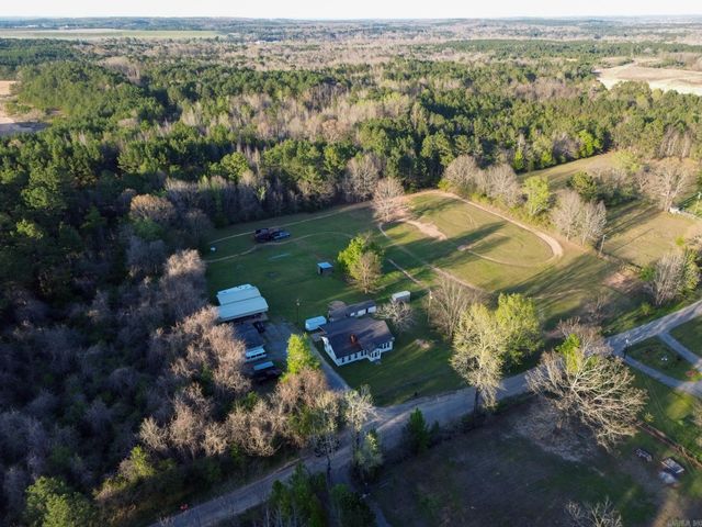 2214 Sullivan Road, Bauxite, AR 72011