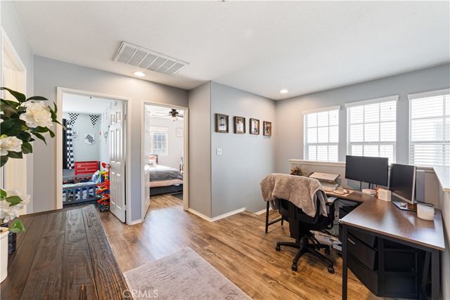 864 Calaveras, Corona, CA 92878