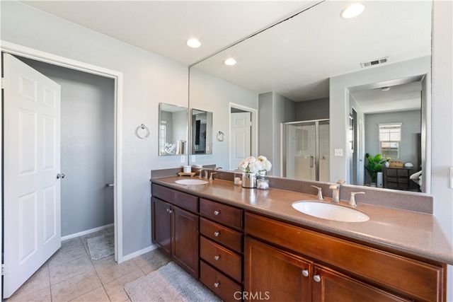 864 Calaveras, Corona, CA 92878