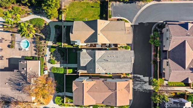 864 Calaveras, Corona, CA 92878