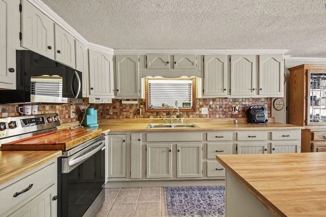 11412 South Shore Drive, Garfield Twp, MI 48632