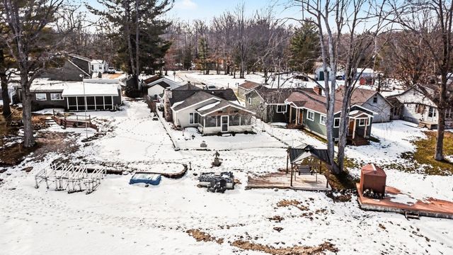 11412 South Shore Drive, Garfield Twp, MI 48632