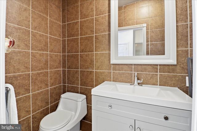 421 W MARION ST, Lancaster, PA 17603