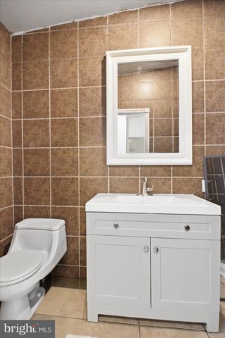 421 W MARION ST, Lancaster, PA 17603