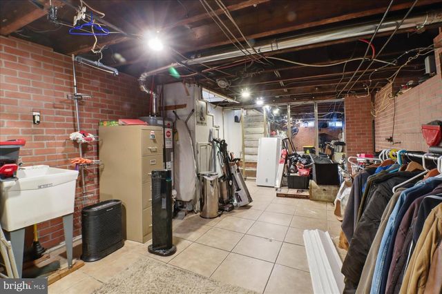 421 W MARION ST, Lancaster, PA 17603