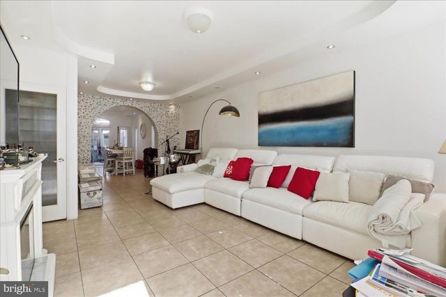 421 W MARION ST, Lancaster, PA 17603