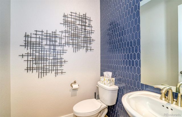 8811 Hotchkiss Street, Littleton, CO 80125