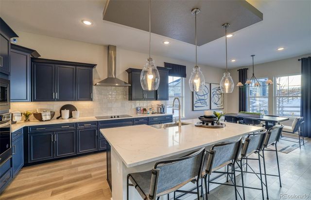 8811 Hotchkiss Street, Littleton, CO 80125