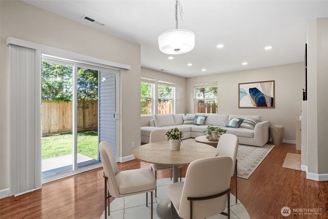 6529 Elizabeth Loop SE, Auburn, WA 98092