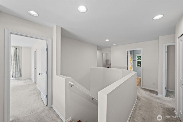 6529 Elizabeth Loop SE, Auburn, WA 98092