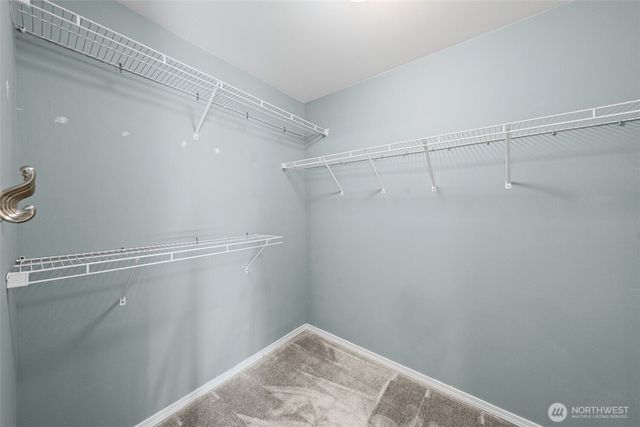 6529 Elizabeth Loop SE, Auburn, WA 98092